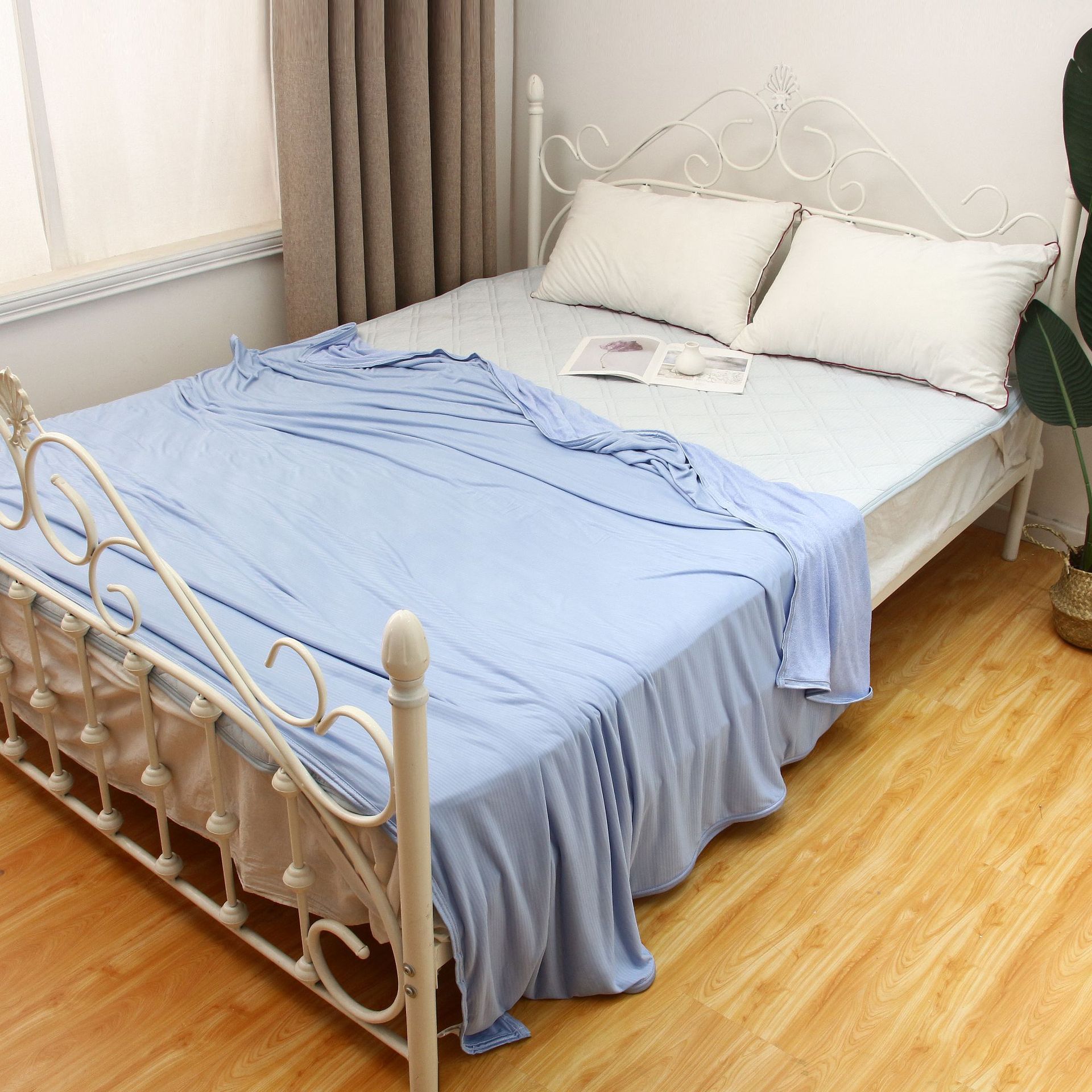 Cooling Blanket - Perfect For Hot Weather In Singapore - Image 9